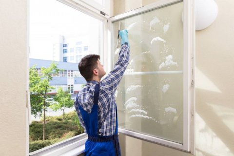 Entreprise pour nettoyage de vitres pour particulier ou professionnel à Limonest